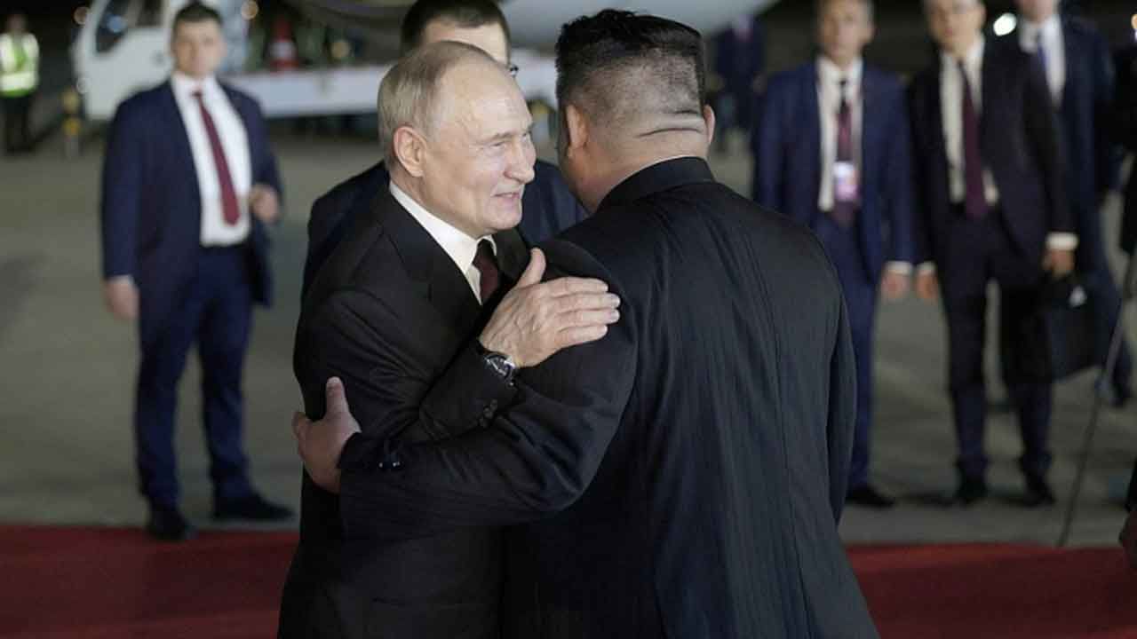 Putinin" Gedişi" Çini məmnun  ABŞ-ı  narahat edir...