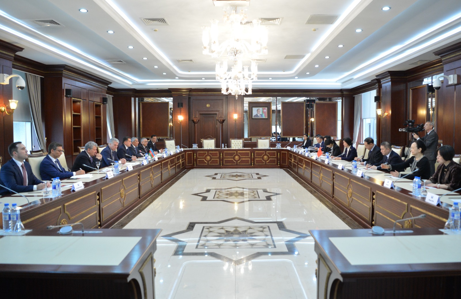 Milli Məclisdə Çin nümayəndə heyəti ilə görüş keçirilib