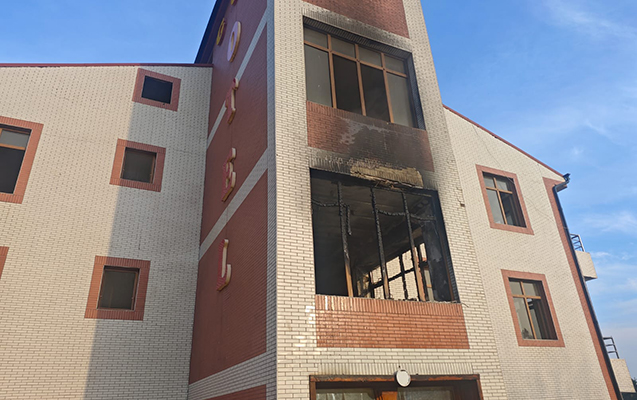 Cəlilabadda hoteldə yanğın oldu - Foto - Yenilənib