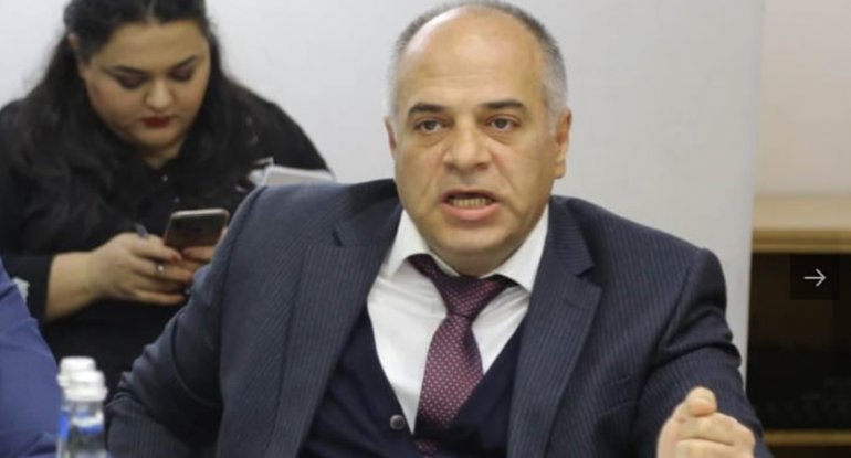 Nazir Baş İdarənin rəisini işdən çıxardı