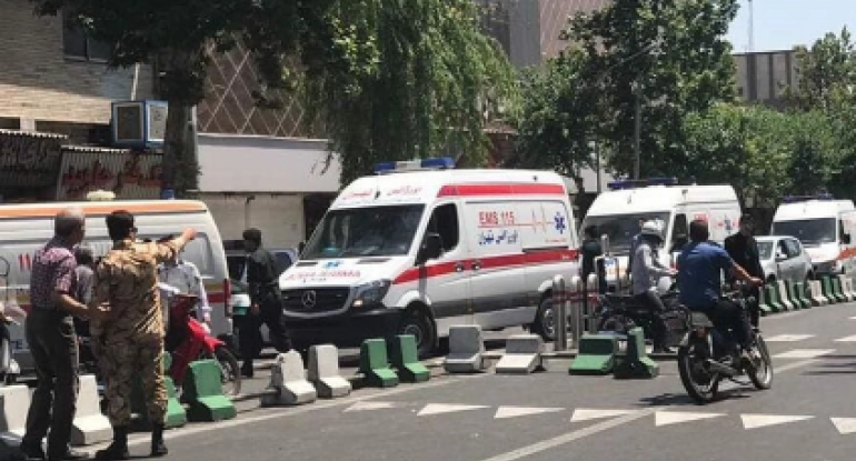 İranda polis bölməsinə hücum olub: ölənlər var