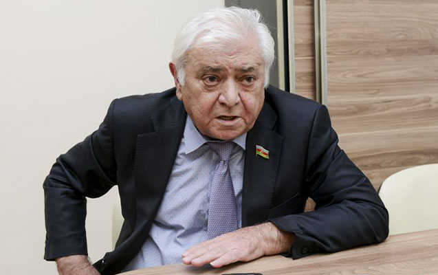 "Ağdamın xatirinə qazsız yaşamağa bir az da dözün, biz də evimizə qayıtmaq istəyirik" - Aqil Abbas