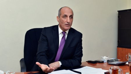 Keçmiş nazir deputat olmaq istəyir: - Seçkiyə hansı dairədən gedəcək?