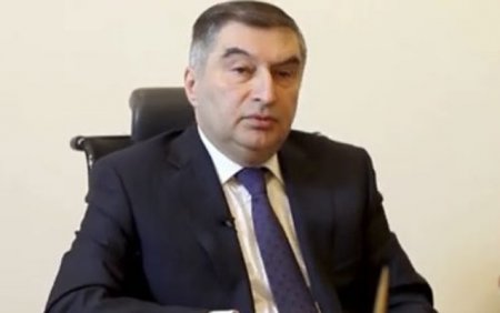 Ədliyyə Nazirliyində daha bir idarə rəisi işdən çıxarıldı - ƏMR