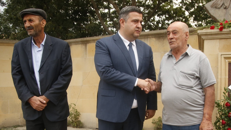 "Şamaxıda millət vəkili olmağın yeni nümunəsini yaradacağıq" - Rauf Qurbanov