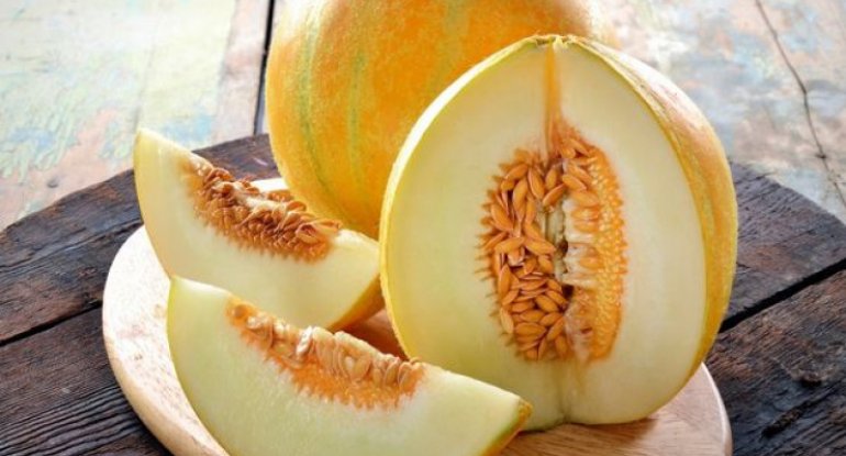 Yemişi bu qidalarla birlikdə YEMƏYİN