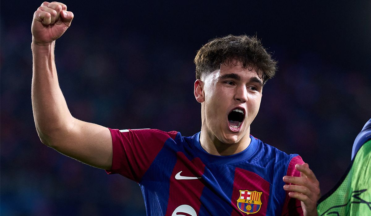Məktəbli ulduz futbolla təhsili bir araya necə sığdırmasından danışdı - "ÇL oyunu varsa..."