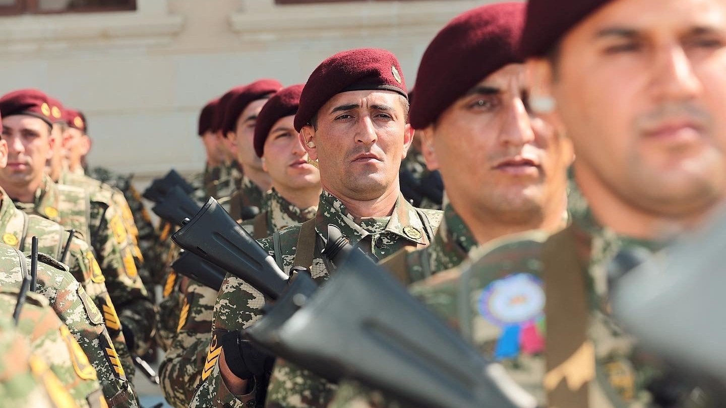 Hərbi xidmətlə bağlı YENİLİK - Müddəti 6 aya endirilir?
