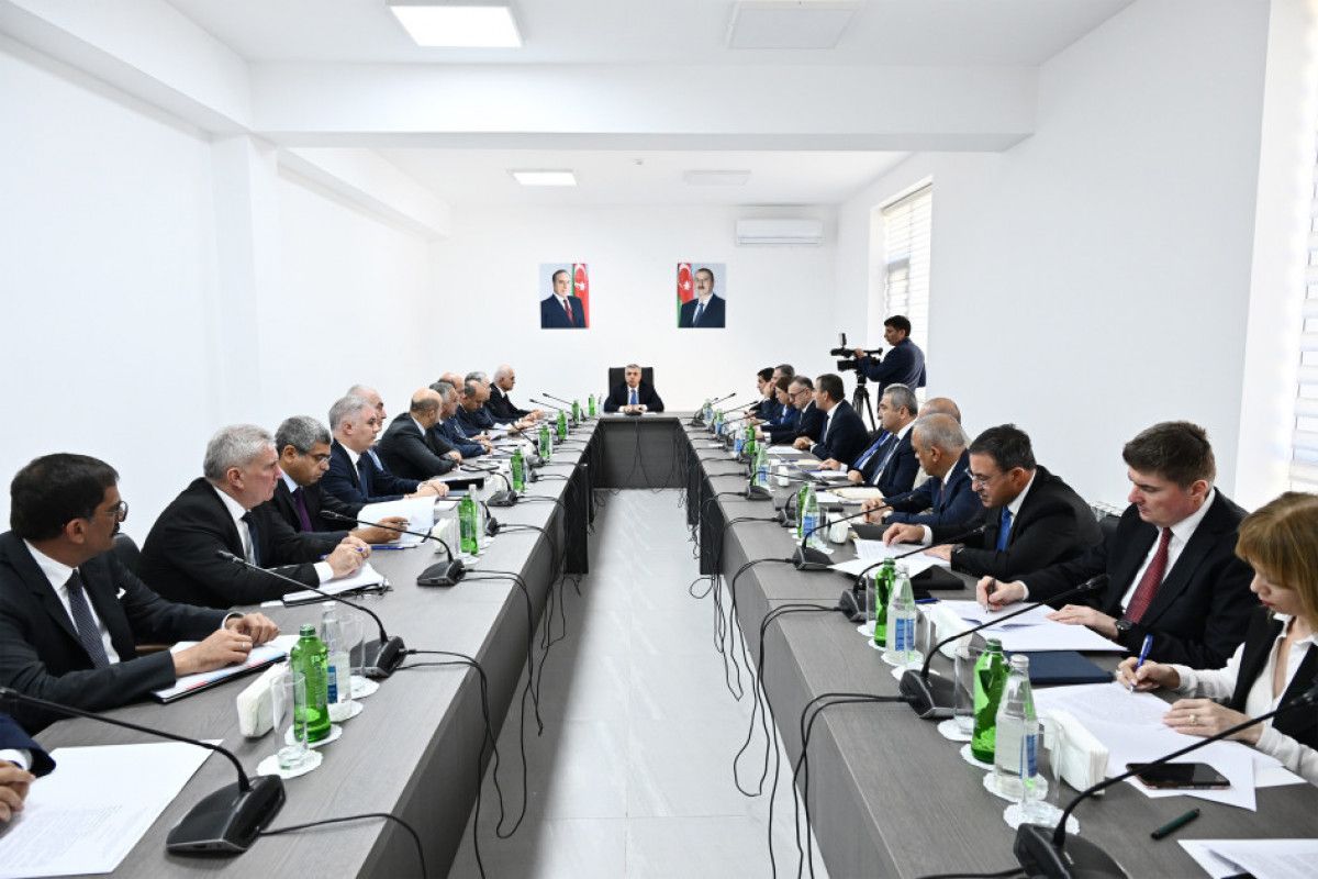 Kəlbəcərdə iclas keçirildi - FOTO