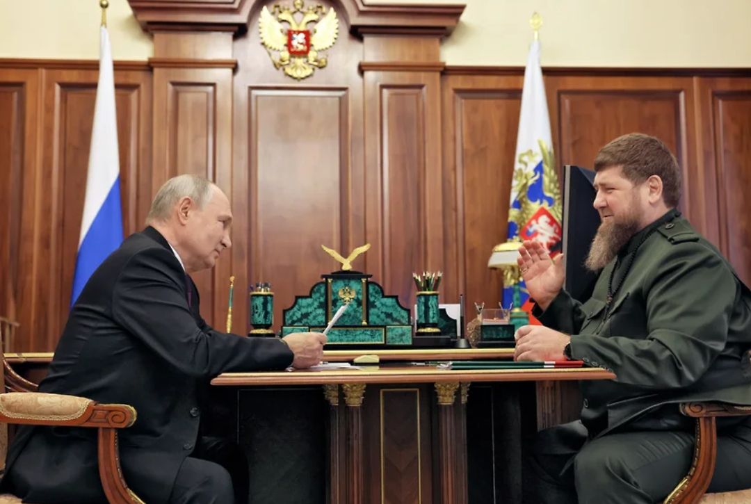 Putin Kadırovu ordenlə təltif etdi