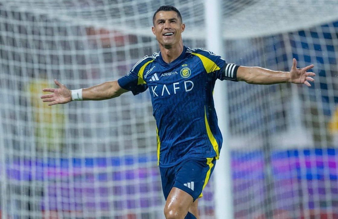 Ronaldo qol vurdu, rekord qırıldı - VİDEO