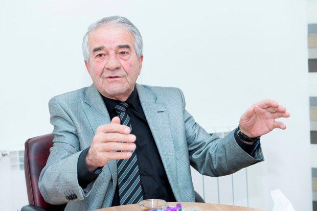 "Adamın yaxını ölür, kredit götürür, yorğanına görə ayağını uzatmır" - Seyran Səxavət