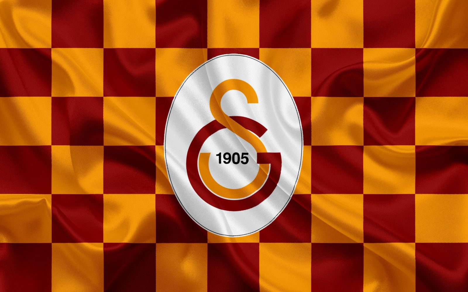 Ulduz futbolçu "Qalatasaray"ın hədəfində