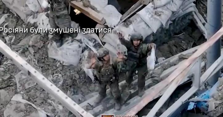 Ağ bayraq qaldırıb təslim oldular... - Kursk hücumunun ilk gününün görüntüləri + VİDEO