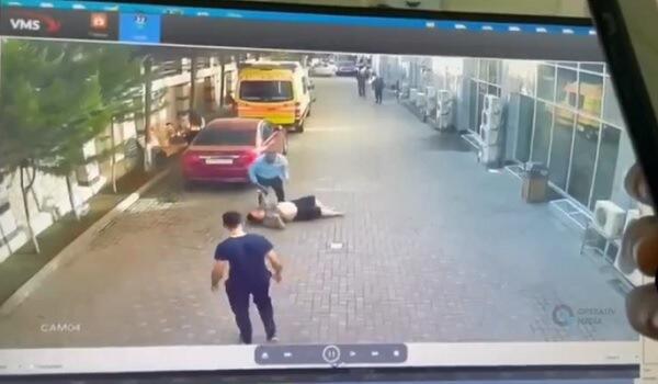 Ağadadaş Ağayev vəhşicəsinə döyüldü - Şok video