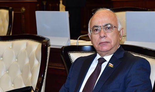 MİQ imtahanları: Hamı imtahan verib, Bakıda işləmək istəyir