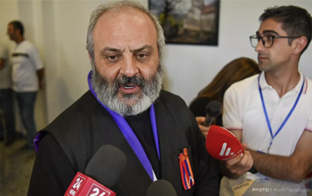 Ohanyanın kabinetindəki görüşdə nələr danışılıb?