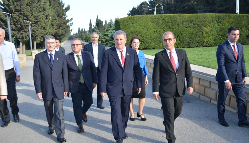 Nobel mükafatçısı Aziz Sancar Azərbaycanda-fotolar
