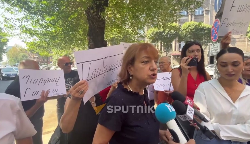 İrəvanda aksiya- ermənilər Paşinyanın Bakıya gəlməsini istəyir