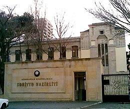 Səhiyyə Nazirliyində "Volqa" əməliyyatı - Dövlətdən 10 min "yeyən" maşını 3 minə satdılar
