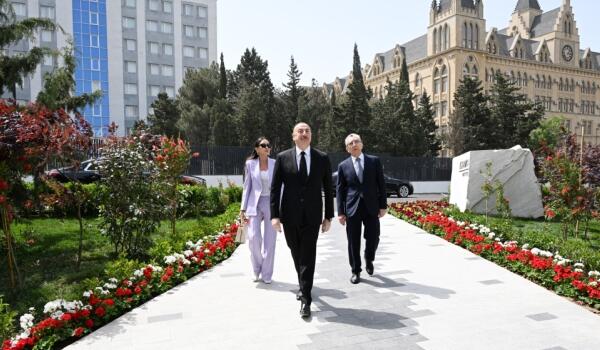 Prezident və xanımı Nəbatat bağında... - Foto