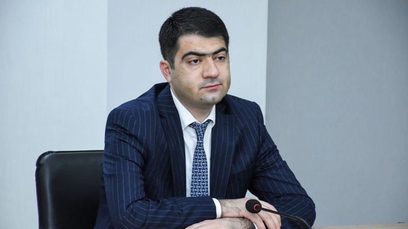 "Kartıma köçürdüyüm maaşdan 134 mini icra başçısına vermişəm" - Seymur Orucovun qohumu həbs edildi