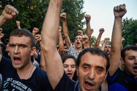 Rusun erməniyə YEGANƏ pisliyi – Moskva İrəvana “atıb”?