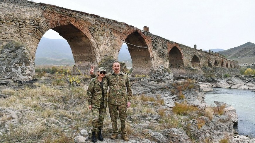 Sərhəddə tarixi görüş – Əliyev Xudafərindən 3 il öncə hansı mesajı vermişdi? 