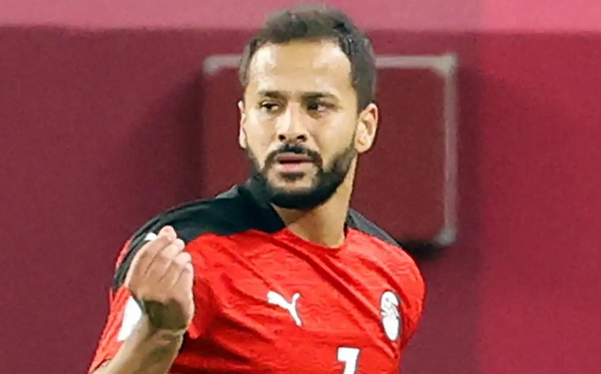 31 yaşlı futbolçunun oyun zamanı ürəyi dayandı