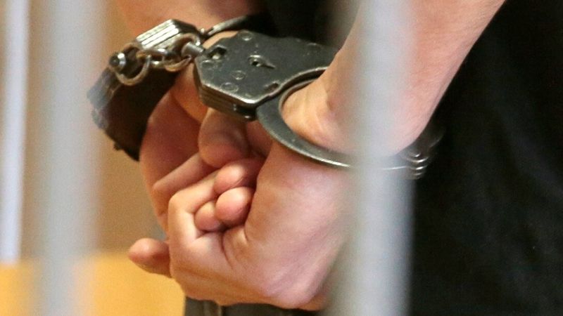 Məhkəmə sabiq maliyyə xidmət rəisi ilə bağlı qərar çıxardı