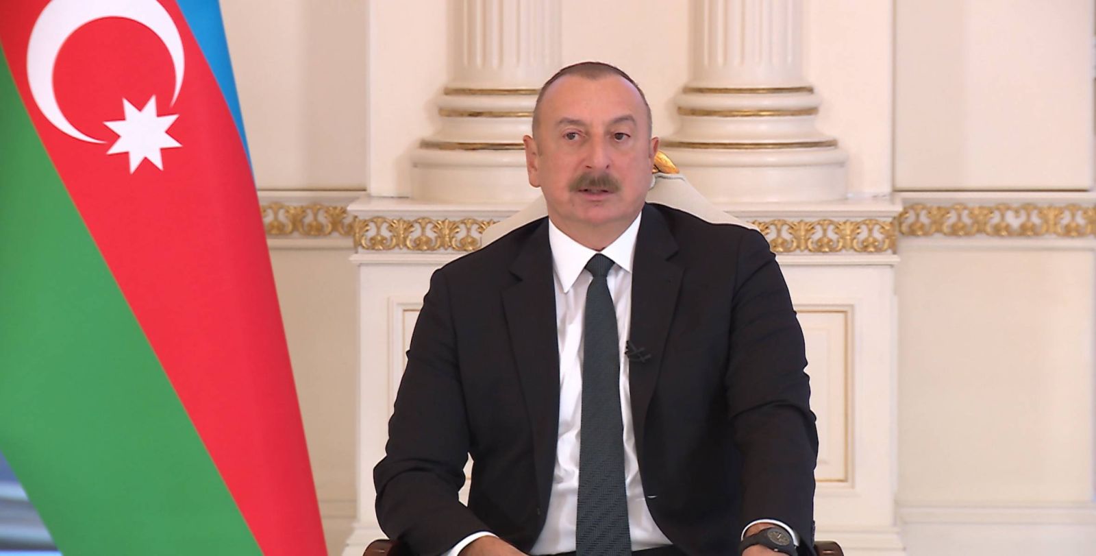 İlham Əliyev: “Paşinyan mənimlə danışmaq istəmirsə, hansı sülh sazişindən söhbət gedə bilər?”