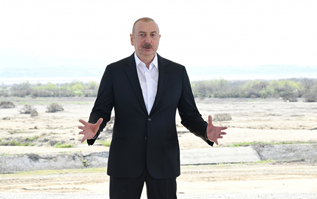 Prezident Ağdamda iki kəndin təməlini qoydu
