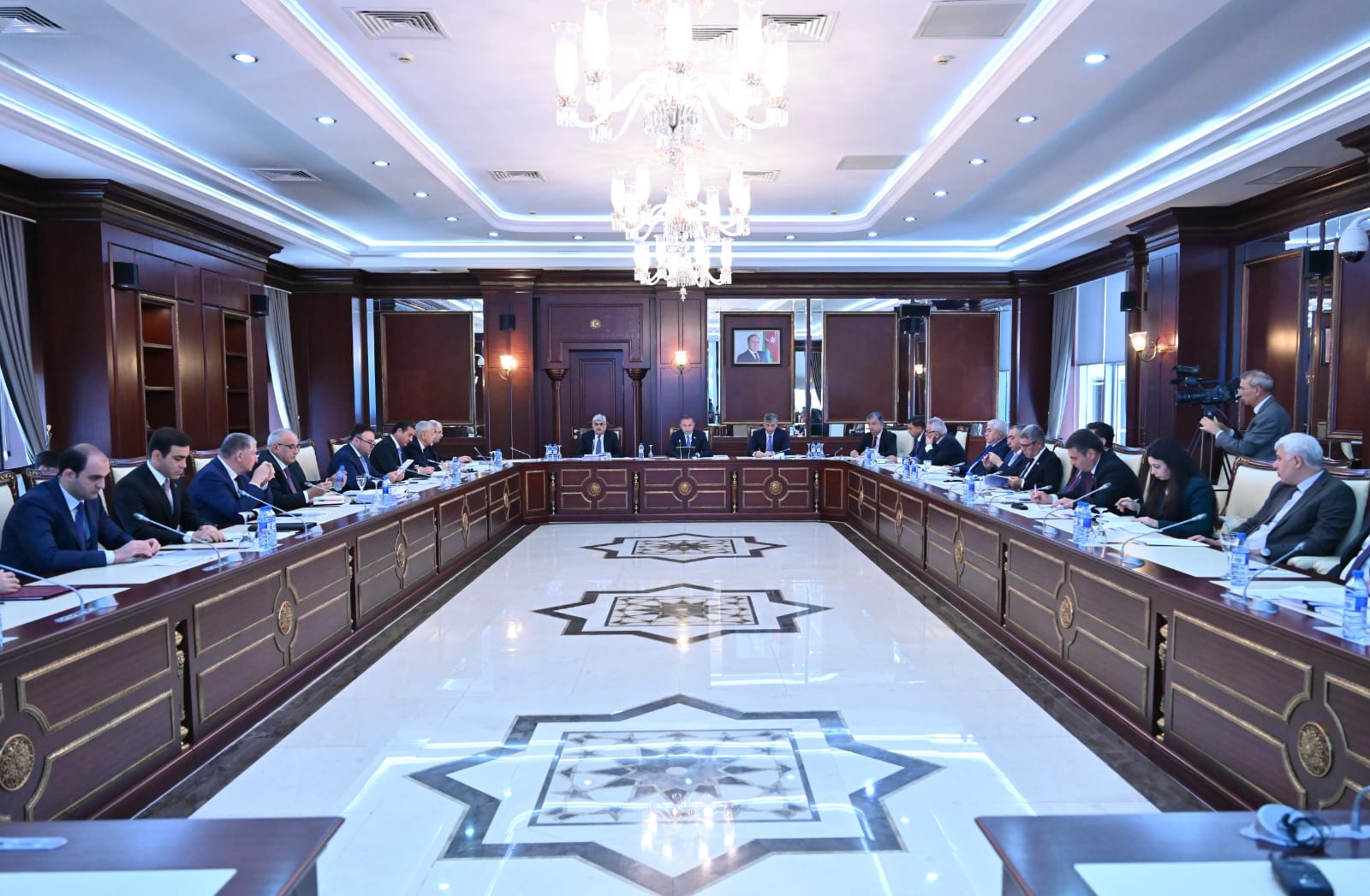 Mayın 23-də Milli Məclisin İqtisadi siyasət, sənaye və sahibkarlıq komitəsinin iclası keçirilib