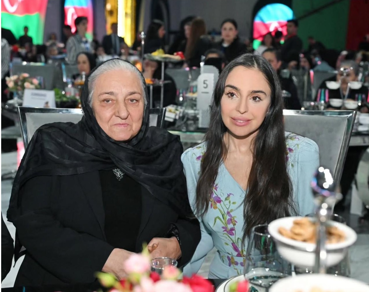 ŞƏHİD ANALARI ÜÇÜN İFTAR SÜFRƏSİ AÇILDI – Tədbirdə Leyla Əliyevə və Arzu Əliyeva da iştirak ediblər / FOTO