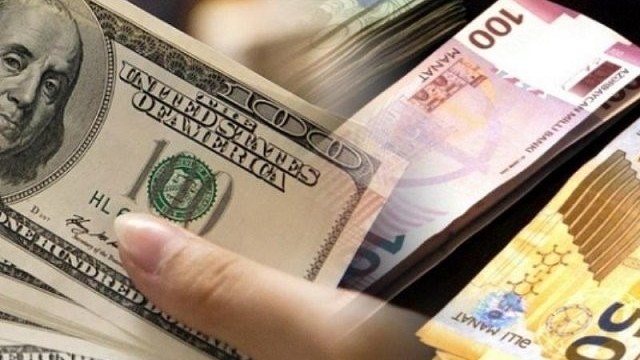 “Dollar tezliklə bahalaşa bilər, manata təzyiqlər kəskin artıb” – İqtisadçı səbəbləri açıqladı