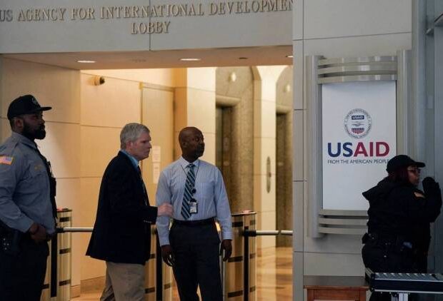 Mask USAID əməkdaşlarını təşkilatın ofisindən qovdu