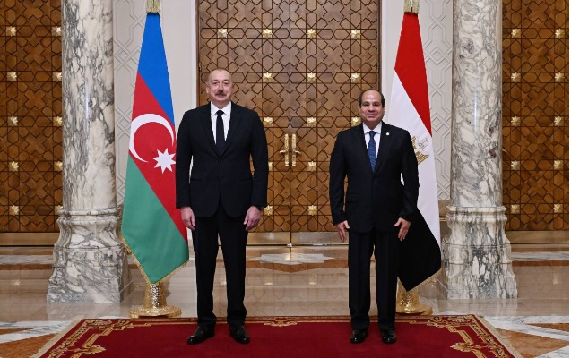 Prezidentlər mətbuata bəyanatlarla çıxış ediblər