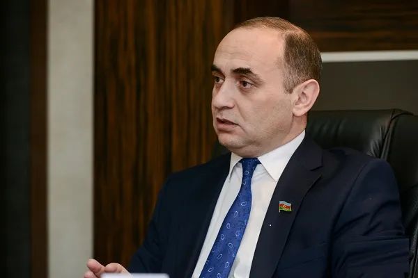 "Sertifikatlaşdırmadan kəsilən müəllimlər hansı universitetin məzunudur, açıqlanmalıdır" - Deputat