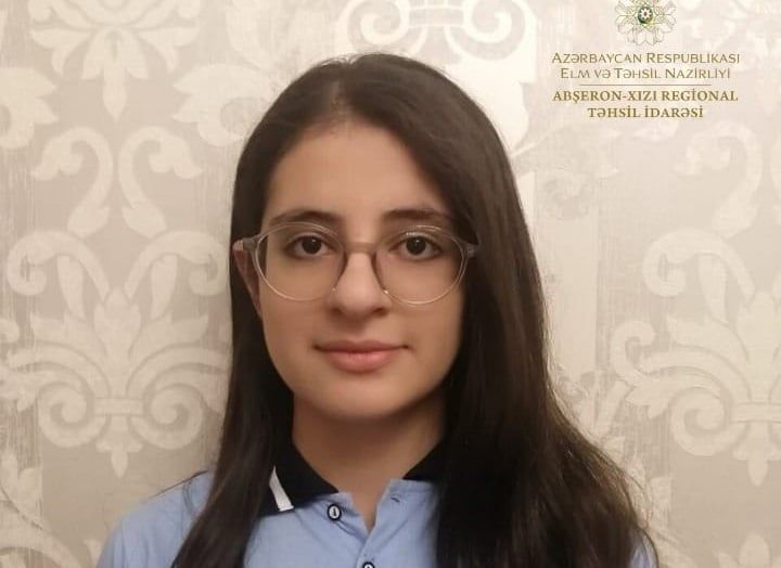 Daha bir abituriyent 700 bal topladı - FOTO