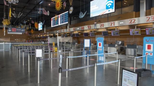 Belçikanın "Şarlerua" hava limanında uçuşlar ləğv EDİLDİ