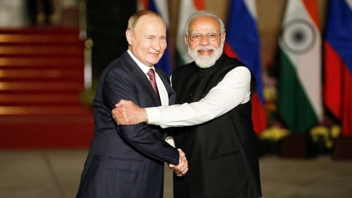 Putin Modi ilə görüş keçirib