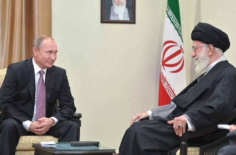 “Putin Xameneidən İsrailə təmkinlə cavab verməsini istədi” – “Reuters”