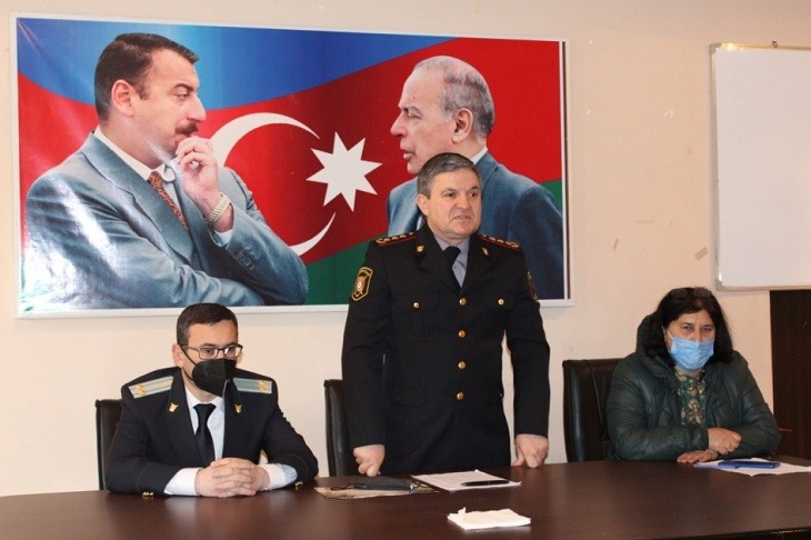 Qaxın polis rəisinin olduğu avtomobil qəza törətdi: bir nəfər ölüb, bir nəfər yaralanıb