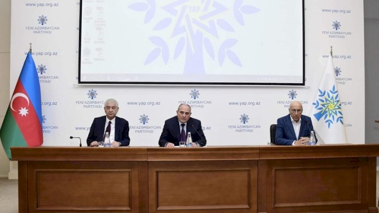 YAP -ın DƏFTƏRİ: Kimlərin adları silindi, kimlər yazıldı... 