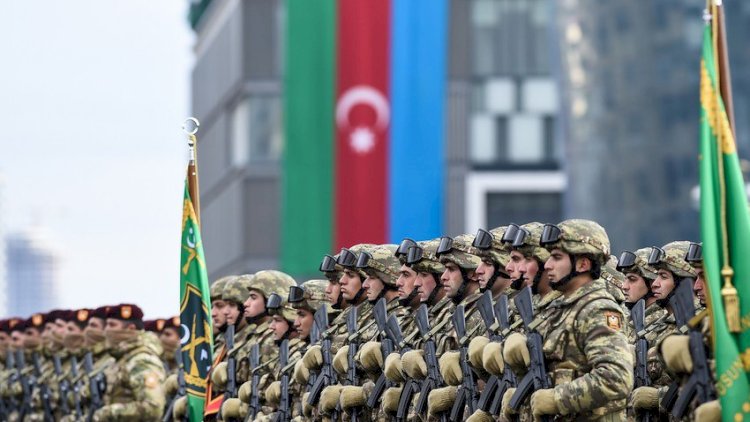 Bu hərbi qullquçulara iki və üç dəfə məzuniyyət verilə bilər 