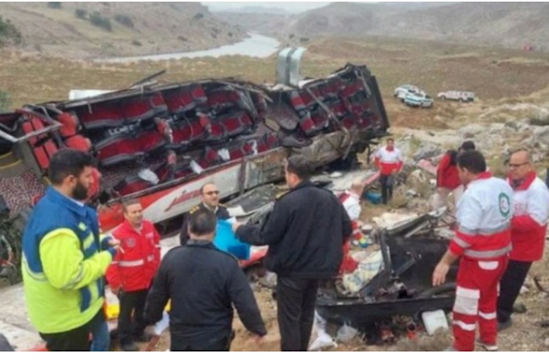 İranda dəhşətli qəza: 10 ölü, 17 yaralı