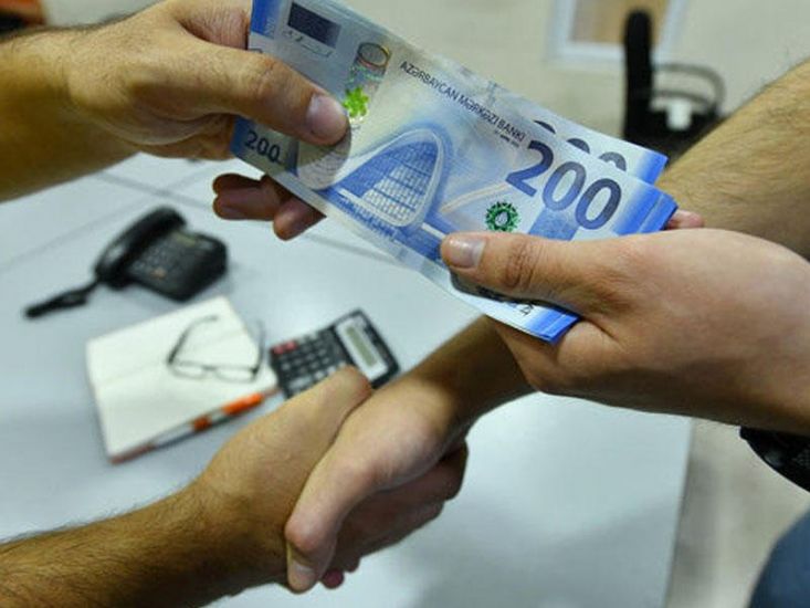 136 nömrəli məktəbdə Müəllimlər Günü ilə bağlı pul yığılır?