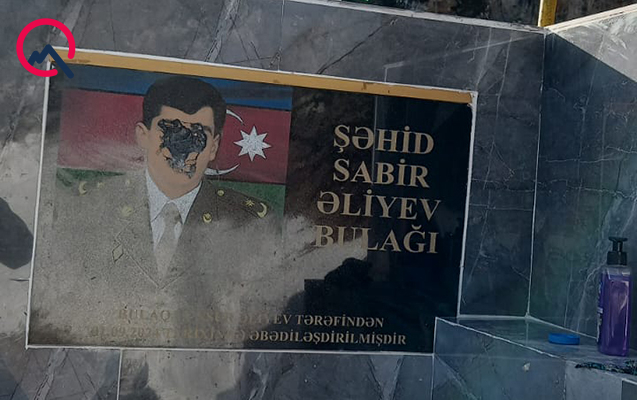 Şəhid abidəsinə qarşı tərbiyəsizlik edən saxlanıldı - Fotolar+Yenilənib