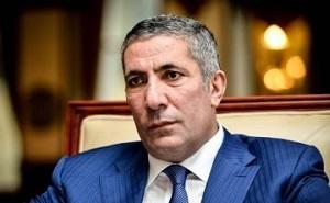 Müəllim şagirdə söz deyəndə üstünə hücum çəkməyin!