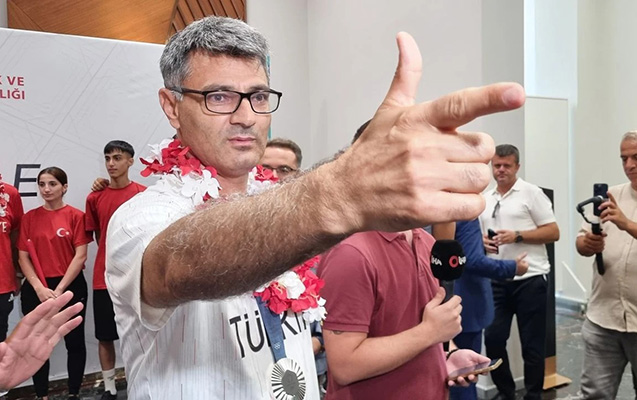 “Əlim cibimdə olsa da, həyəcanlı idim”